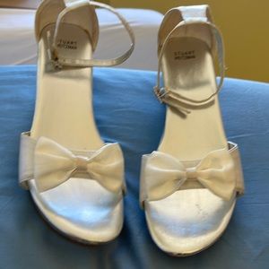 Girls Stuart Weitzman white sandals on platform